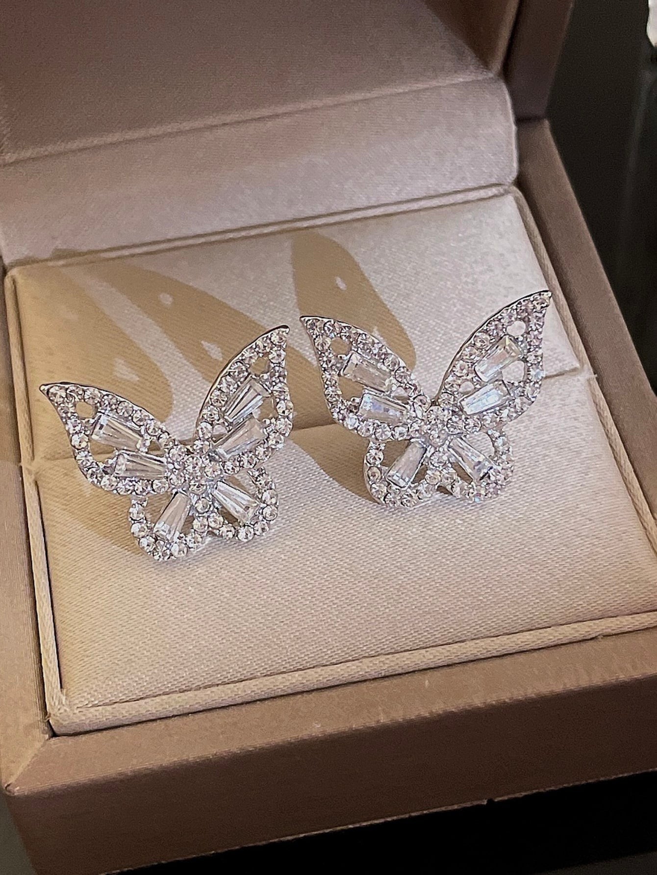 Fearless Woman Tiara Earrings