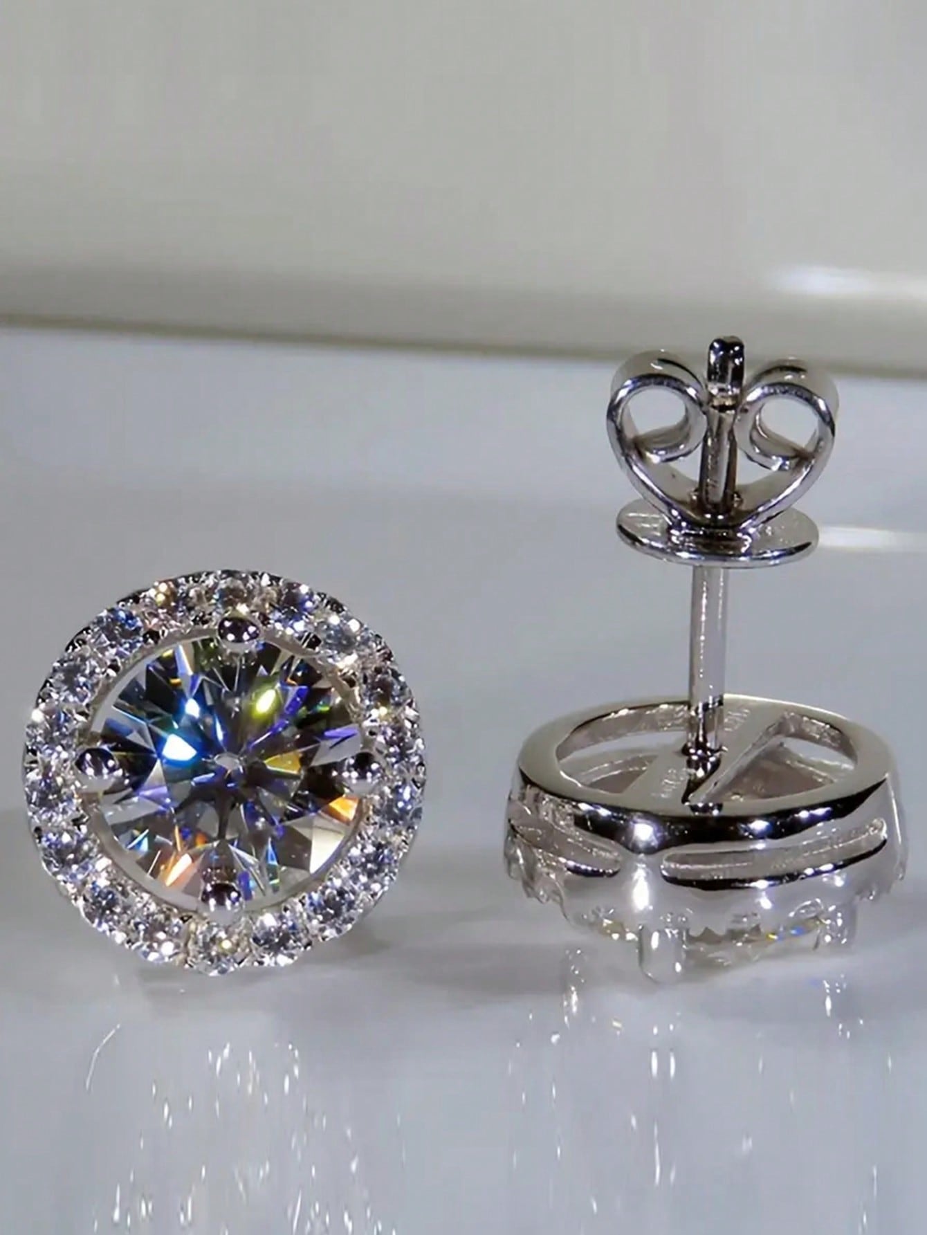 Fearless Woman Classic Round Stud Earrings