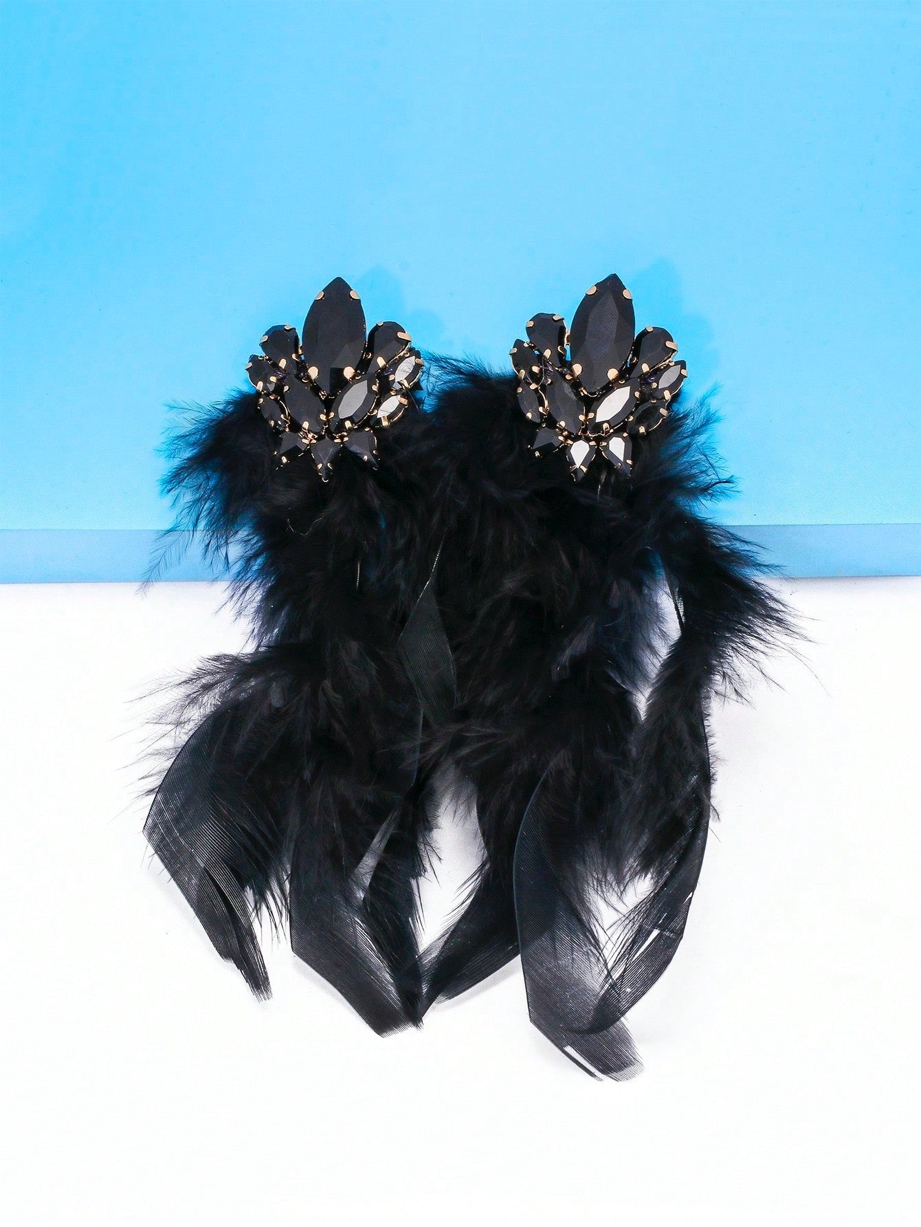 Flawless Woman Kiara Feather Earrings