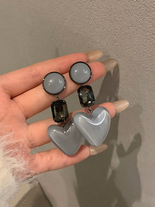 Fearless Woman Kiss Earrings