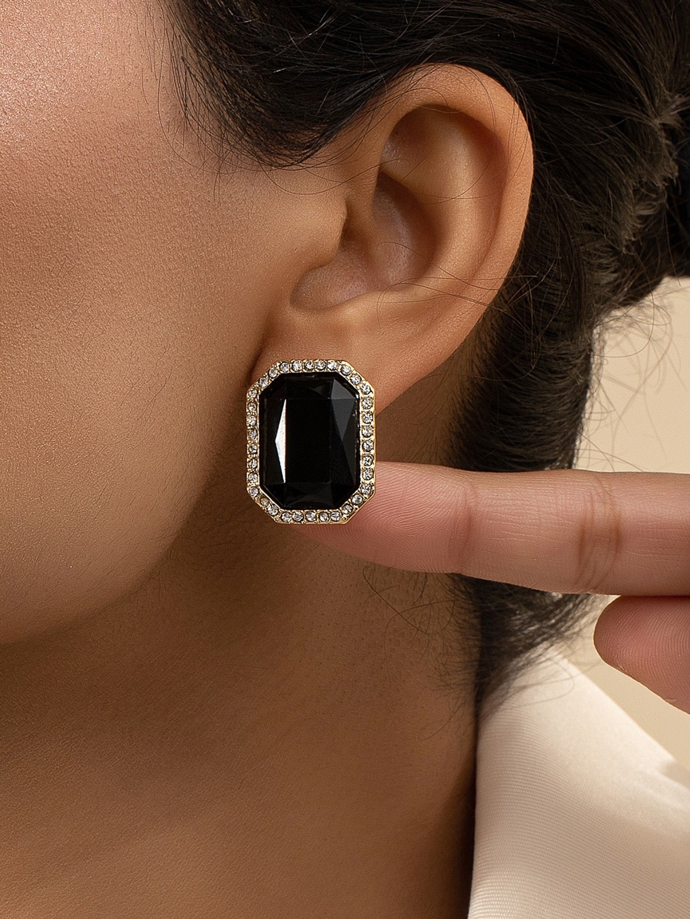 Fearless Woman Dreamy Stud Earrings