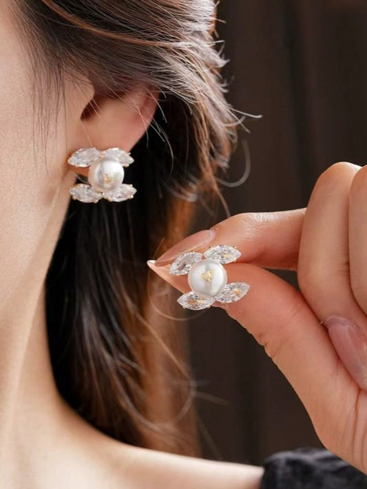 Fabulous Woman Lady Coco Earrings