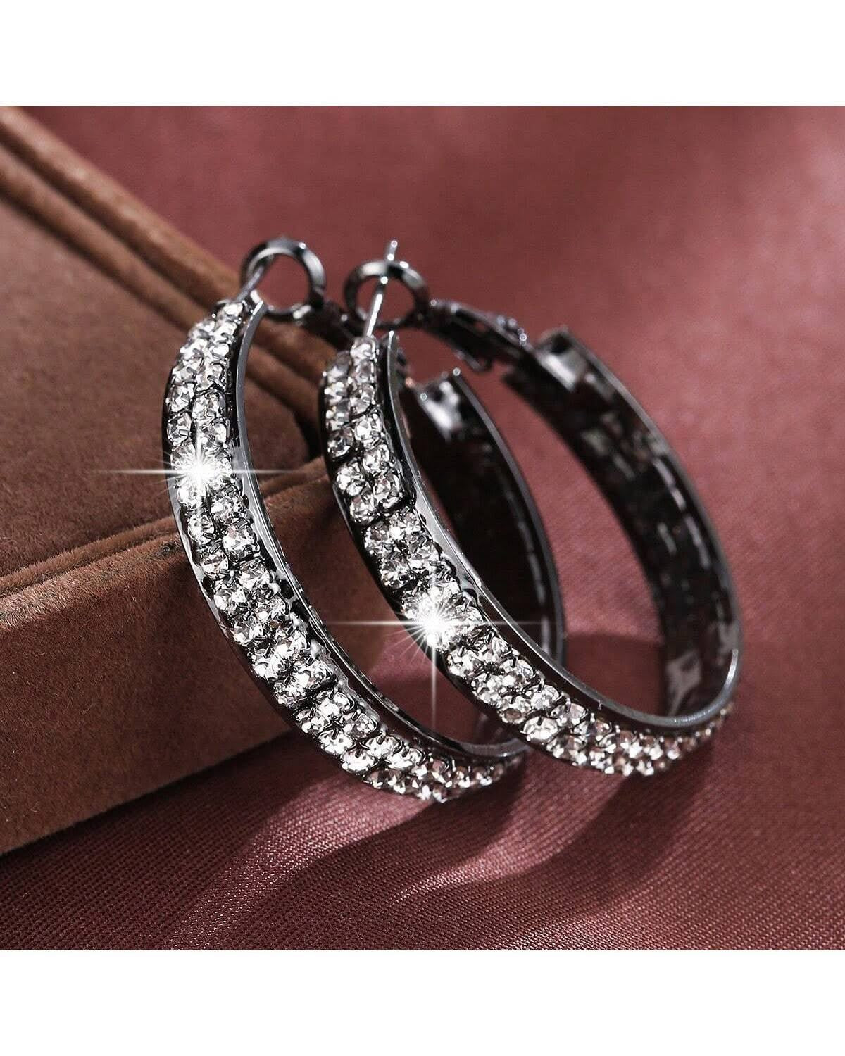 Fearless Woman Diamond Hopp Earrings