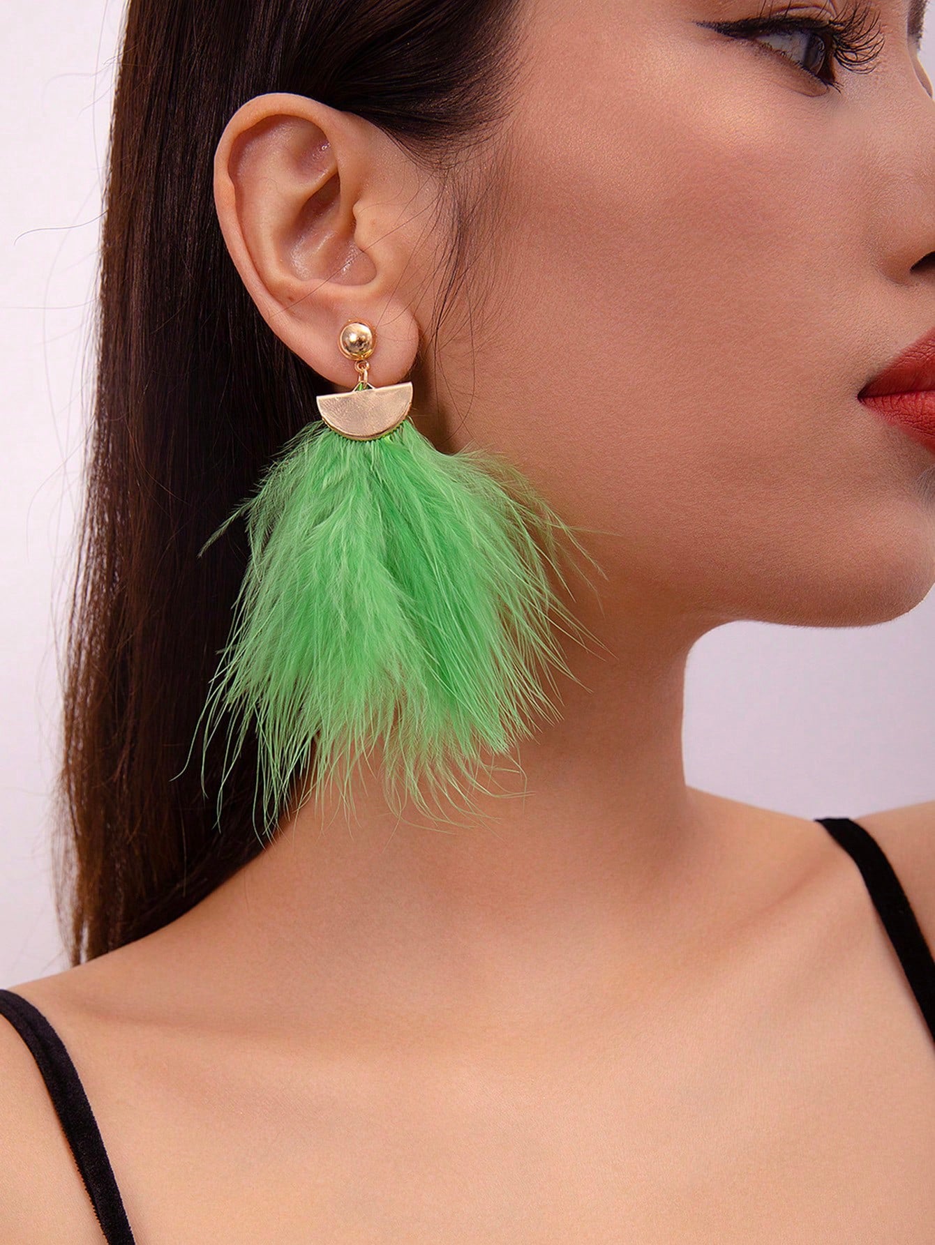 Flawless Woman Bold Chick Feather Earrings