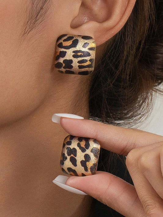 Fearless Woman Lovely Clip On Earrings